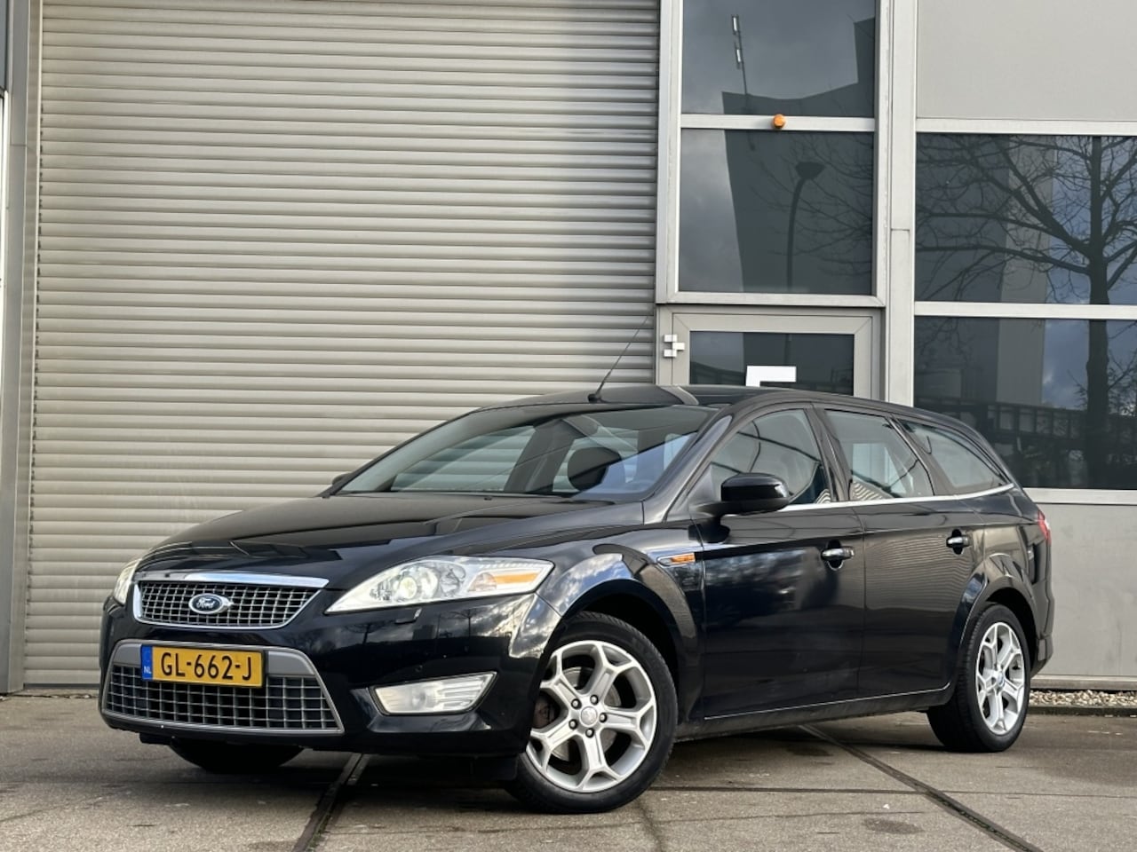 Ford Mondeo Wagon - 2.0-16V Trend FlexiF - AutoWereld.nl