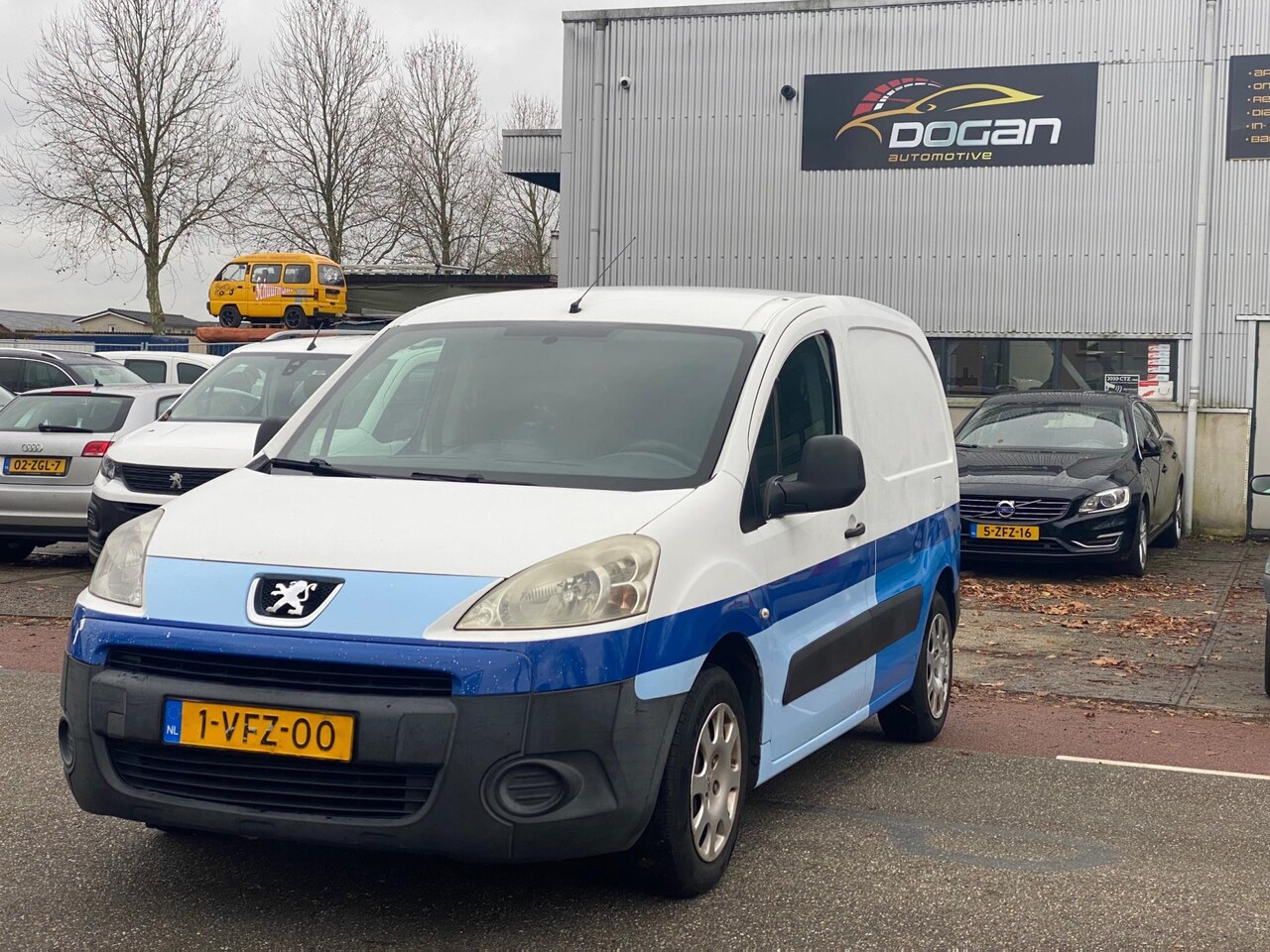 Peugeot Partner - 120 1.6 HDI L1 XT 120 1.6 HDI L1 XT - AutoWereld.nl