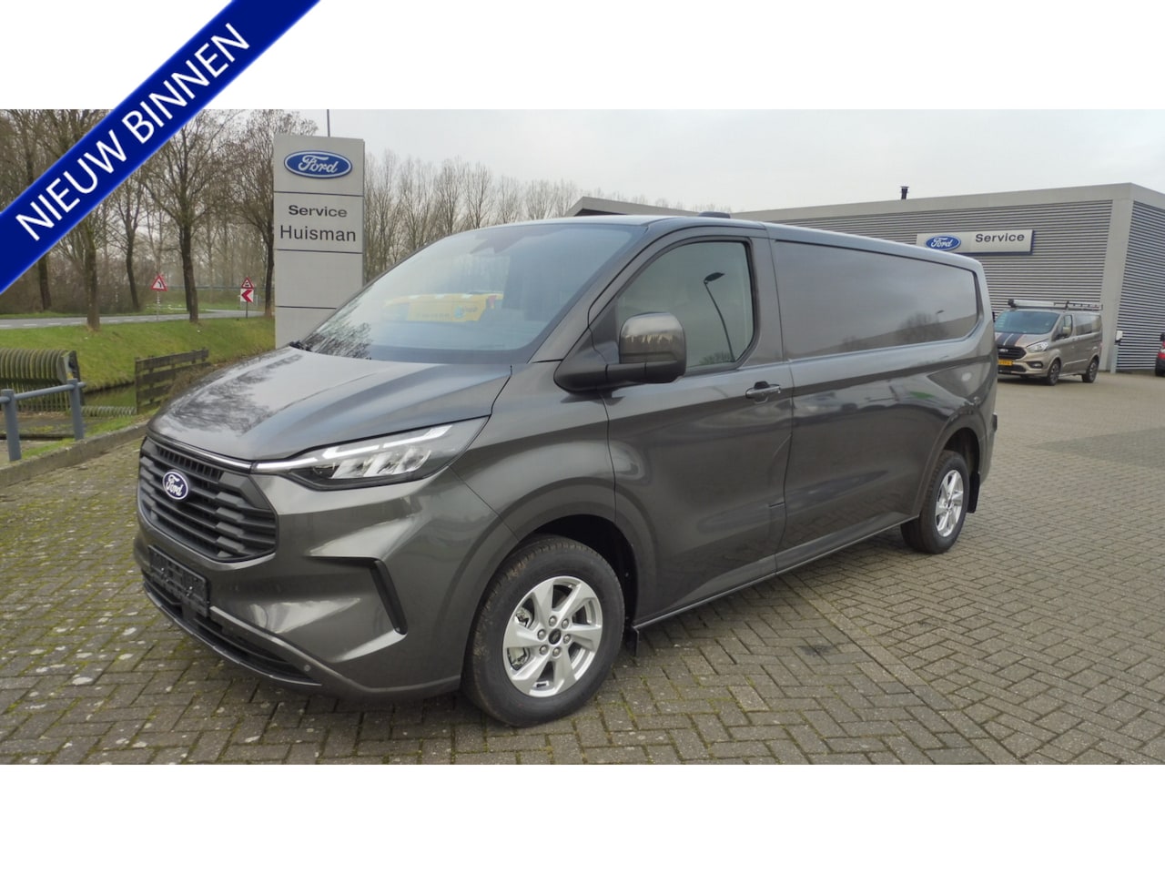 Ford Transit Custom - Nwe model 2.0 TDCI 170 L2H1 Limited Automaat VOORRAADDEAL - AutoWereld.nl