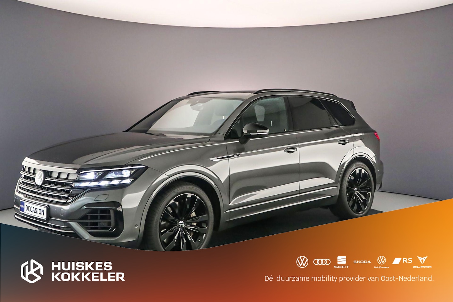 Volkswagen Touareg - R 3.0 TSI eHybrid 462pk Tiptronic Trekhaak, Panoramadak, Lederen bekleding, Luchtvering, A - AutoWereld.nl