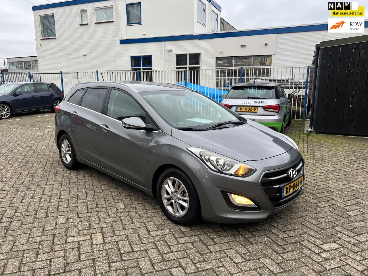 Hyundai i30 Wagon - 1.6 CRDi Business Edition. EX BPM!!!! - AutoWereld.nl