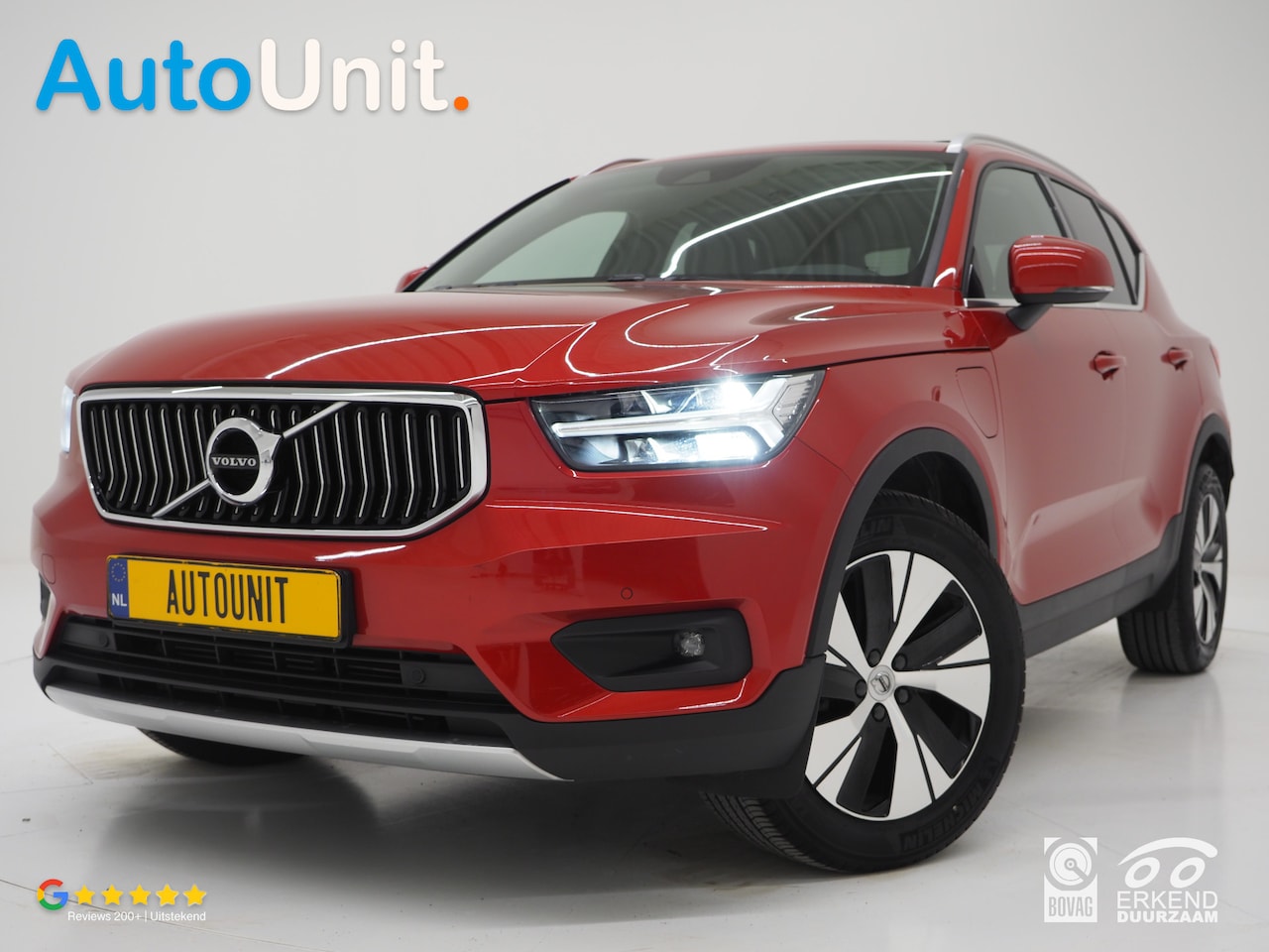 Volvo XC40 - 1.5 T5 Recharge | Panoramadak | Leder | Keyless | Camera | Stuur/stoelverwarming - AutoWereld.nl