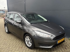 Ford Focus Wagon - 1.0 Trend/Navi/bluetoo/Airco/cruise/park sensoren