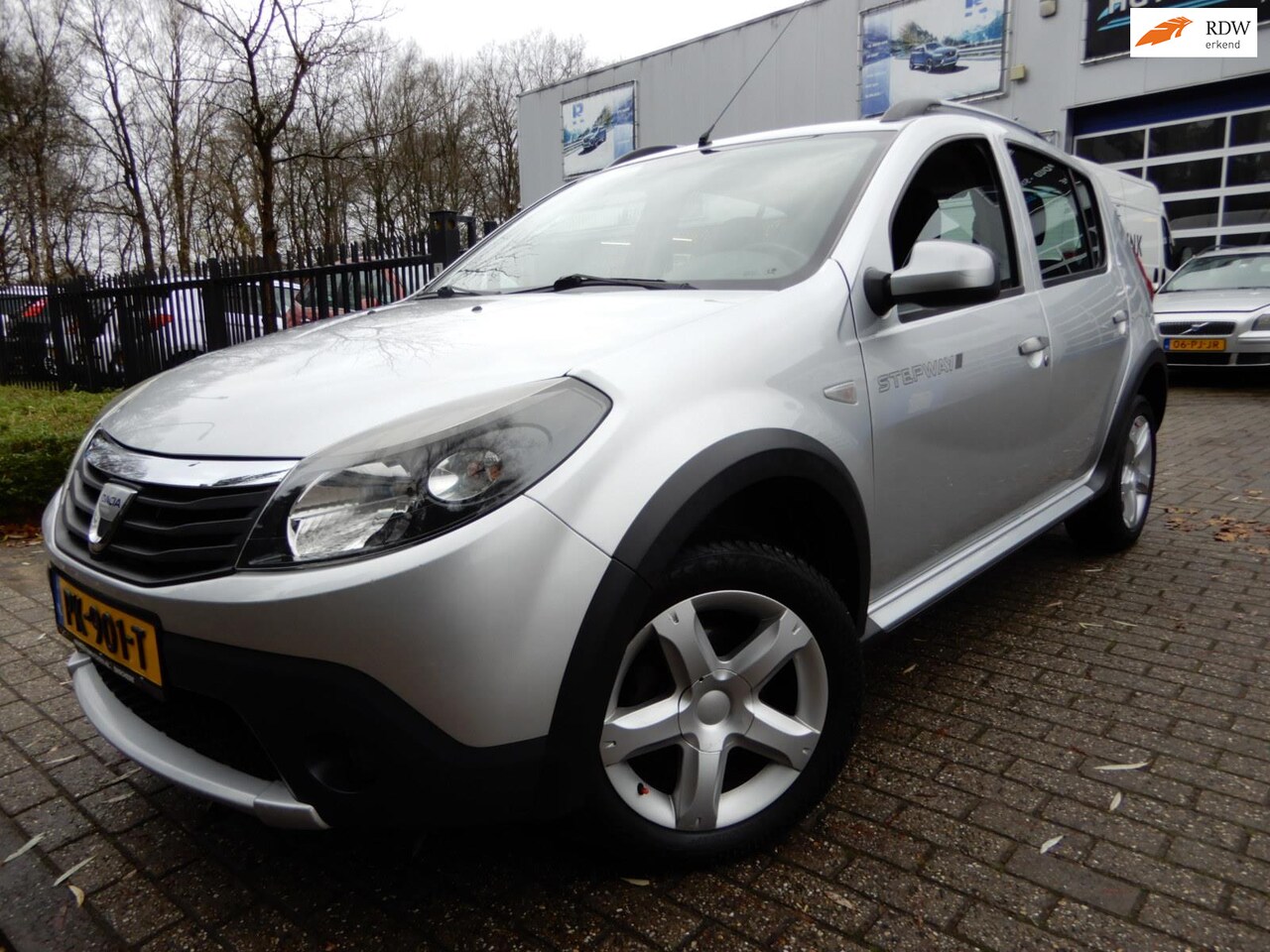 Dacia Sandero Stepway - 1.6 - AutoWereld.nl