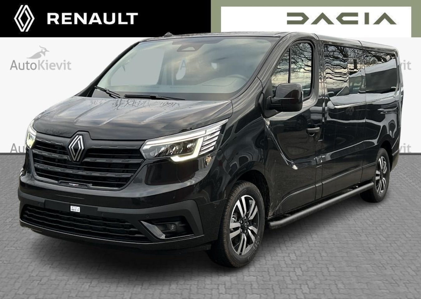 Renault Trafic - 2.0 Blue dCi EDC 170 T29 L2H1 Extra DC - 125th Anniversary - Dubbel Cabine / Alarm / Trekh - AutoWereld.nl