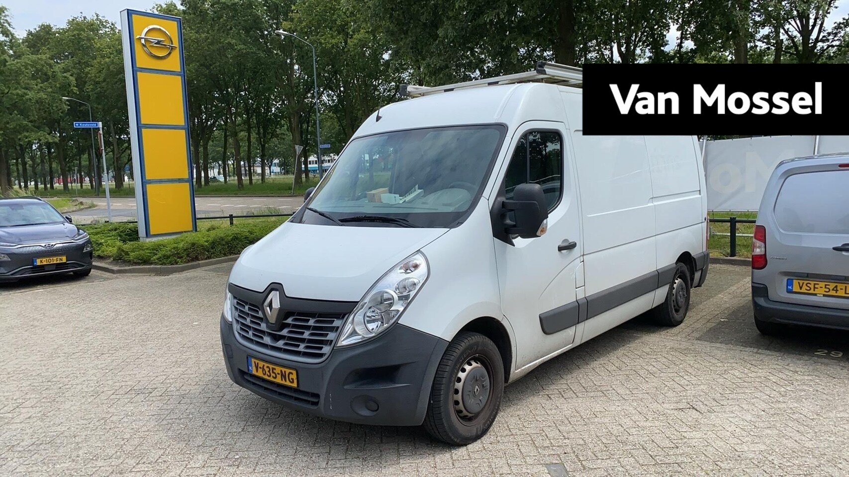 Renault Master - T35 2.3 dCi L2H2 T35 2.3 dCi L2H2 - AutoWereld.nl