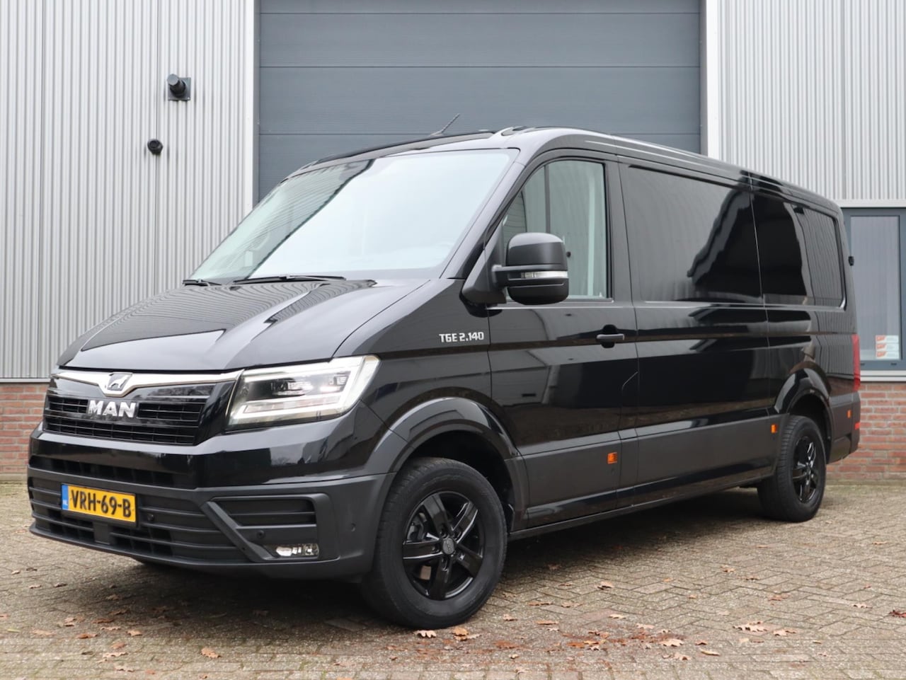 MAN TGE - 2.140 2.0 TDI 140pk Aut., Zeer compleet, L3H2 - AutoWereld.nl