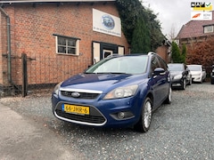 Ford Focus Wagon - 1.8 Titanium Flexi Fuel ( Climate control + Navigatie )