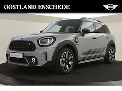 MINI Countryman - Cooper S E ALL4 Untamed Automaat / Achteruitrijcamera / Comfortstoelen / Stoelverwarming /