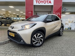 Toyota Aygo X - 1.0 VVT-i MT Pulse | Stoelverwarming | Apple Carplay Android Aut