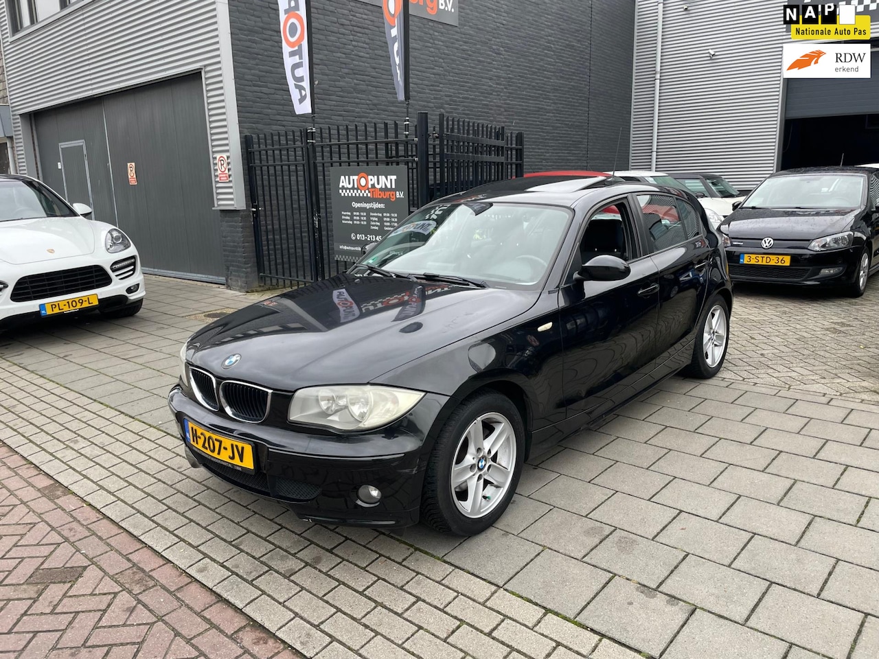 BMW 1-serie - 116i Airco Schuifdak Navi 6Bak PDC NAP APK - AutoWereld.nl