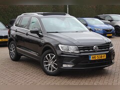 Volkswagen Tiguan - 1.4 TSI ACT Connected Series / Panoramadak / 360Camera / Navigatie / 17'' / Keyless / DAB