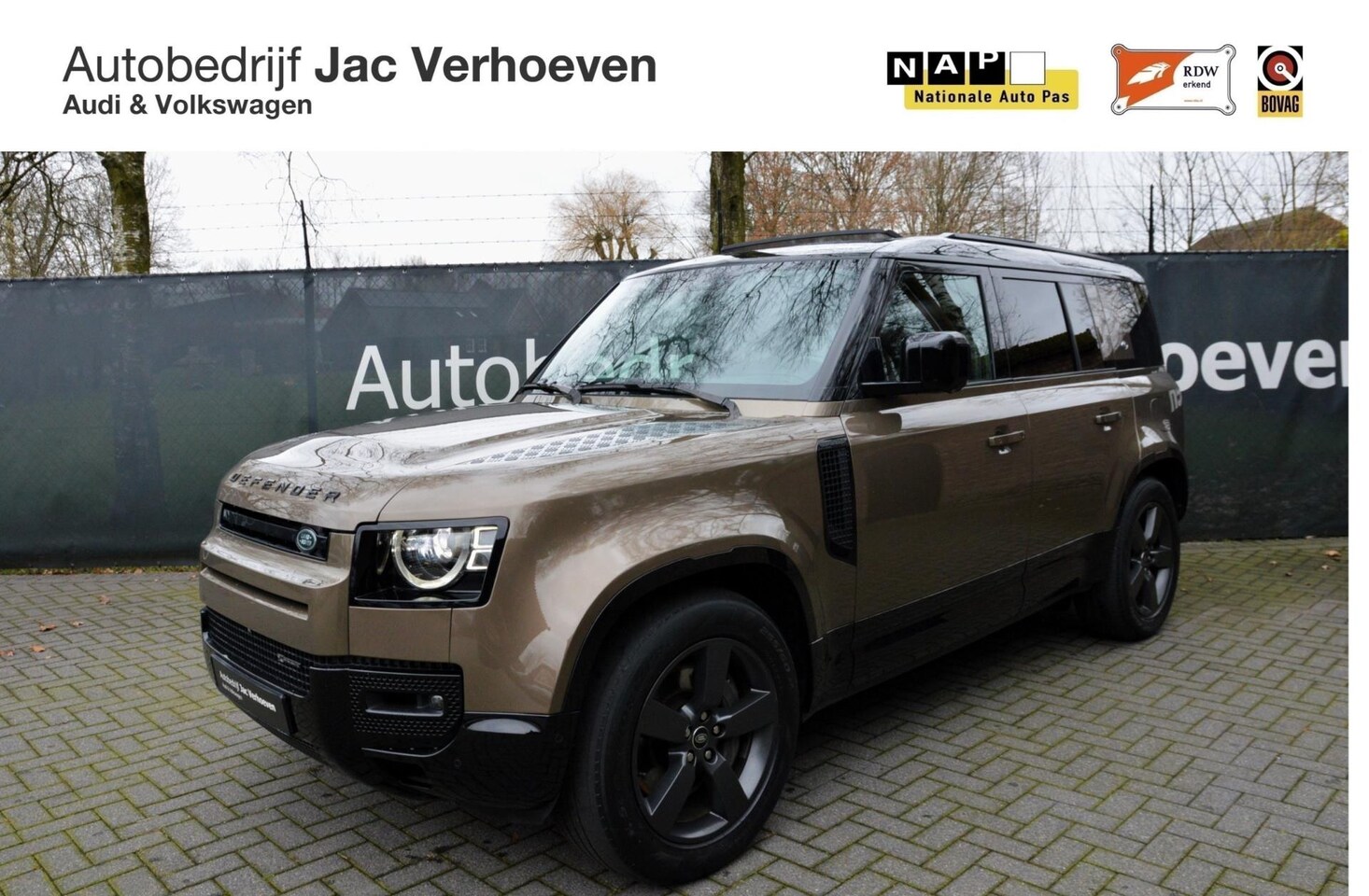 Land Rover Defender 110 - 2.0 P400e 110 X-Dynamic HSE 2.0 P400e 110 X-Dynamic HSE - AutoWereld.nl