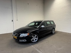 Volvo V70 - 2.0T R-Edition Navi|Leder|Trekhaak|PDC