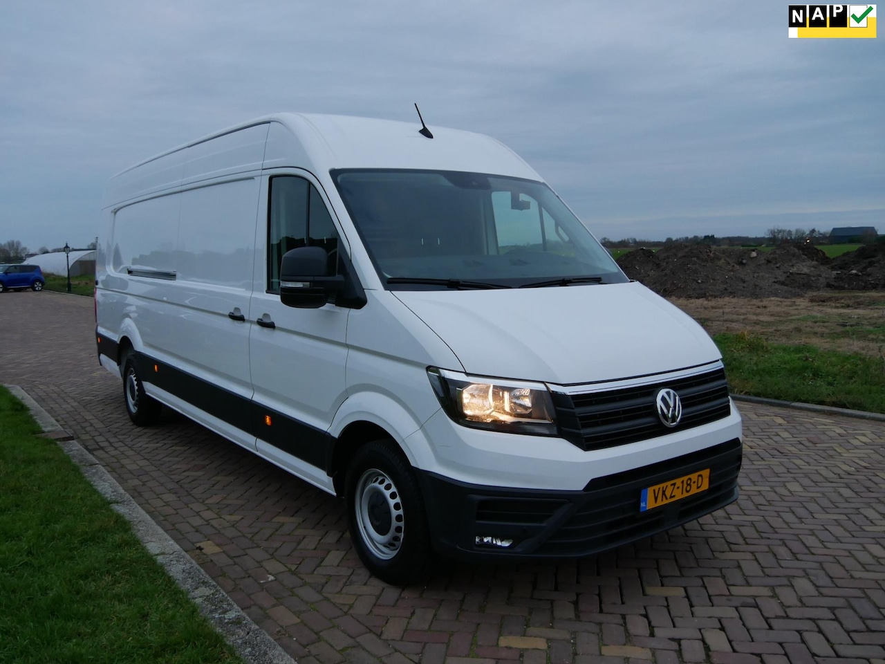 Volkswagen Crafter - 35 2.0 TDI L4H3 130kW AUT. NAVI CAMERA AC - AutoWereld.nl