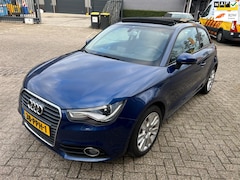 Audi A1 - 1.4 TFSI Ambition Pro Line Business ((( AUTOMAAT/PANORAMADAK/NAVI )))