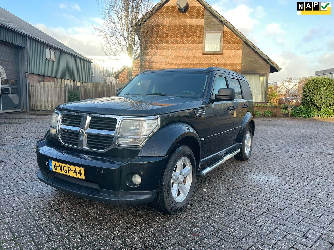 Dodge Nitro - 2.8 CRD SE Grijs kenteken 4x4 - AutoWereld.nl