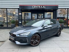 CUPRA Leon - 1.4 e-Hybrid VZ Performance 245PK|Pano|Camera|ACC|Carplay|Keyless|Ambient Light