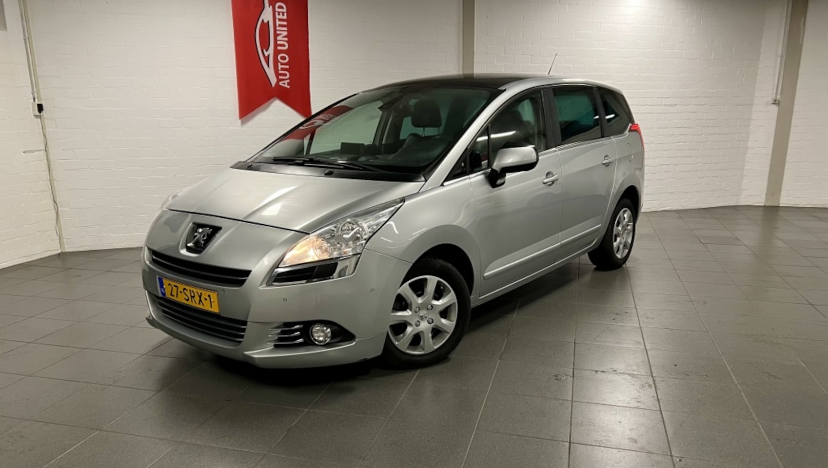 Peugeot 5008 - 1.6 VTi ST 7p. 1.6 VTi ST 7p. - AutoWereld.nl