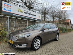 Ford Focus Wagon - 1.0 Automaat, veel luxe nieuwstaat