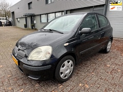 Toyota Yaris - 1.3 VVT-i Idols 5-deurs, airco, 1ste eigenaar