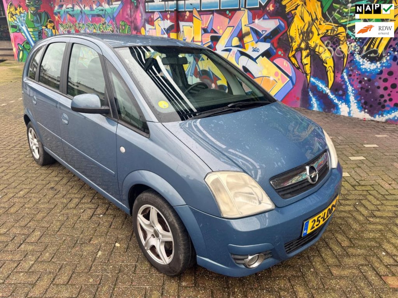 Opel Meriva - 1.6-16V Business automaat airco stereo navigatiesysteem rijd perfect wat blanke lak los is - AutoWereld.nl