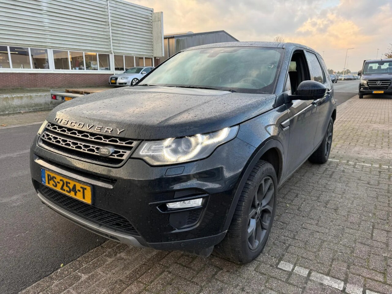 Land Rover Discovery Sport - 2.0 TD4 HSE 2017 EX BPM Automaat - AutoWereld.nl