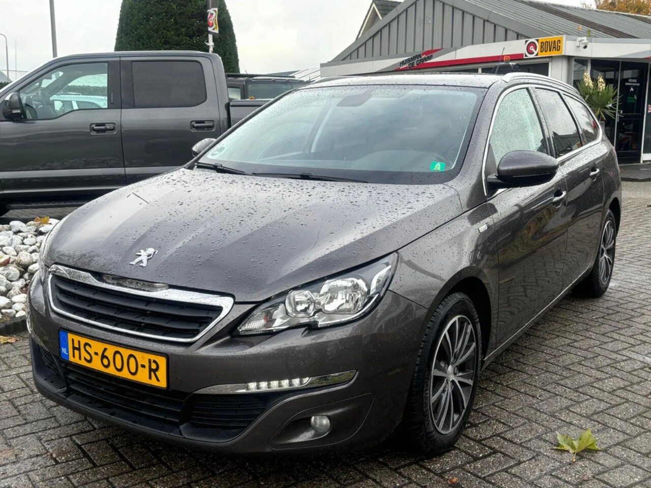 Peugeot 308 SW - 1.2 Benzine Style 2016 Trekhaak Sportvelgen - AutoWereld.nl