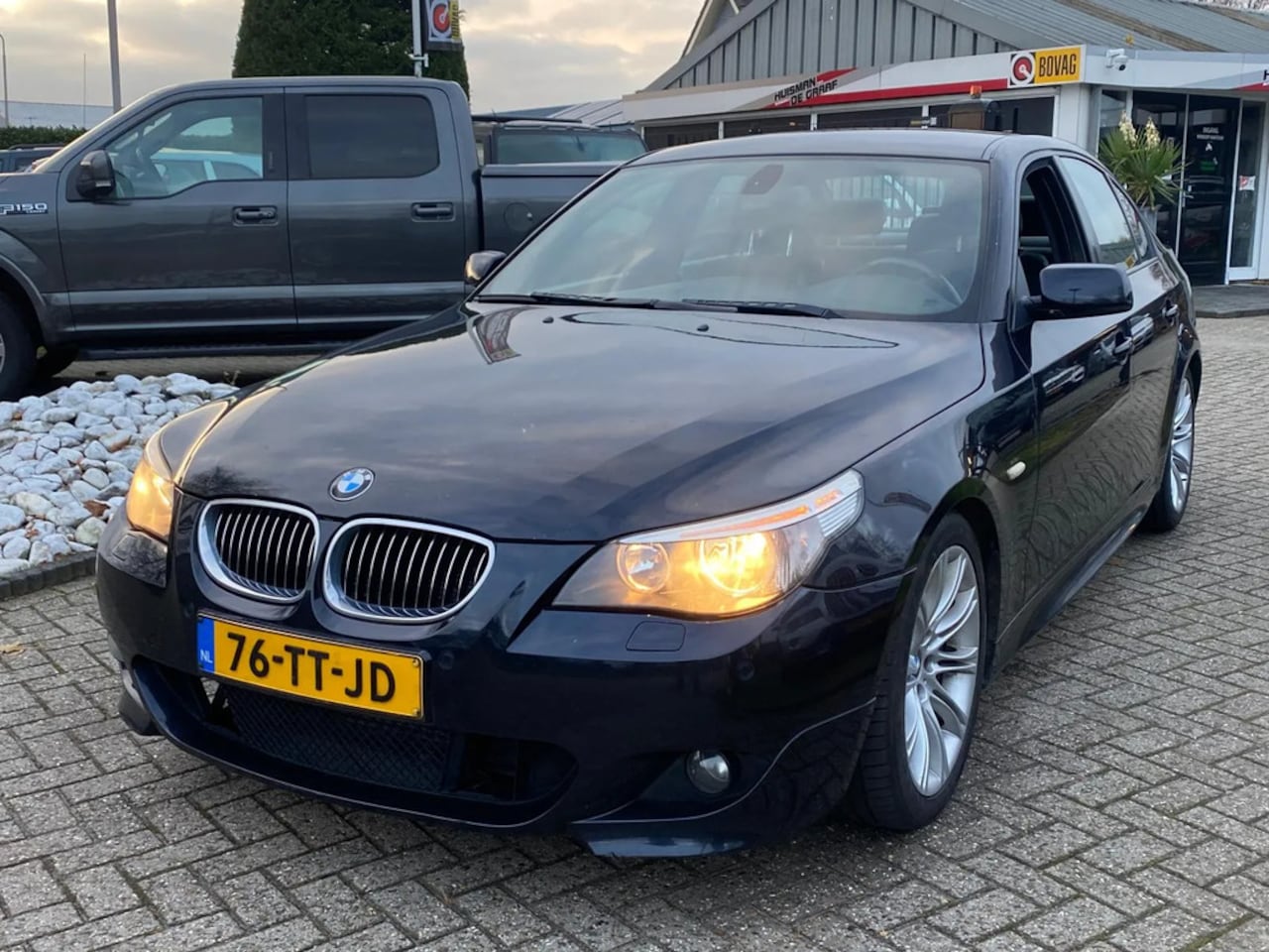 BMW 5-serie - 520D Sedan Automaat 2007 M-Pakket Youngtimer - AutoWereld.nl