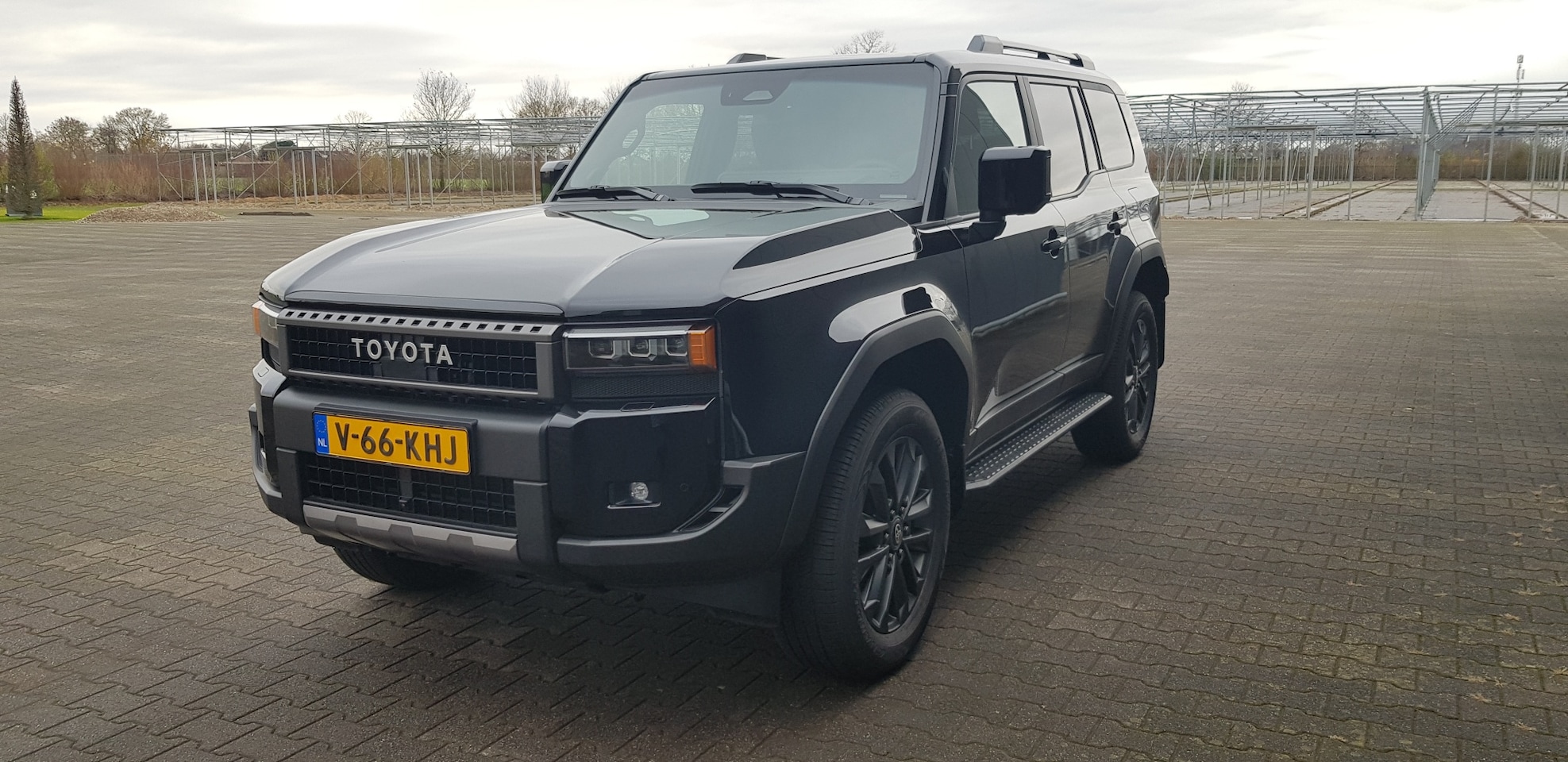 Toyota Land Cruiser - 2.8 D-4D Blind Van Professional LC 250 Luxe uitvoering met Pannoramadak - AutoWereld.nl