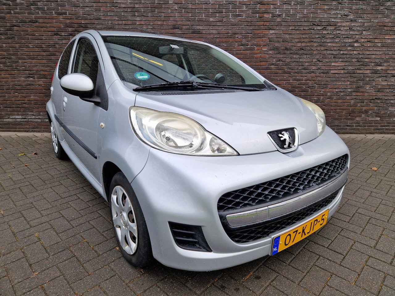 Peugeot 107 - 1.0-12V Sublime 5 deurs airco dealer onderhouden - AutoWereld.nl