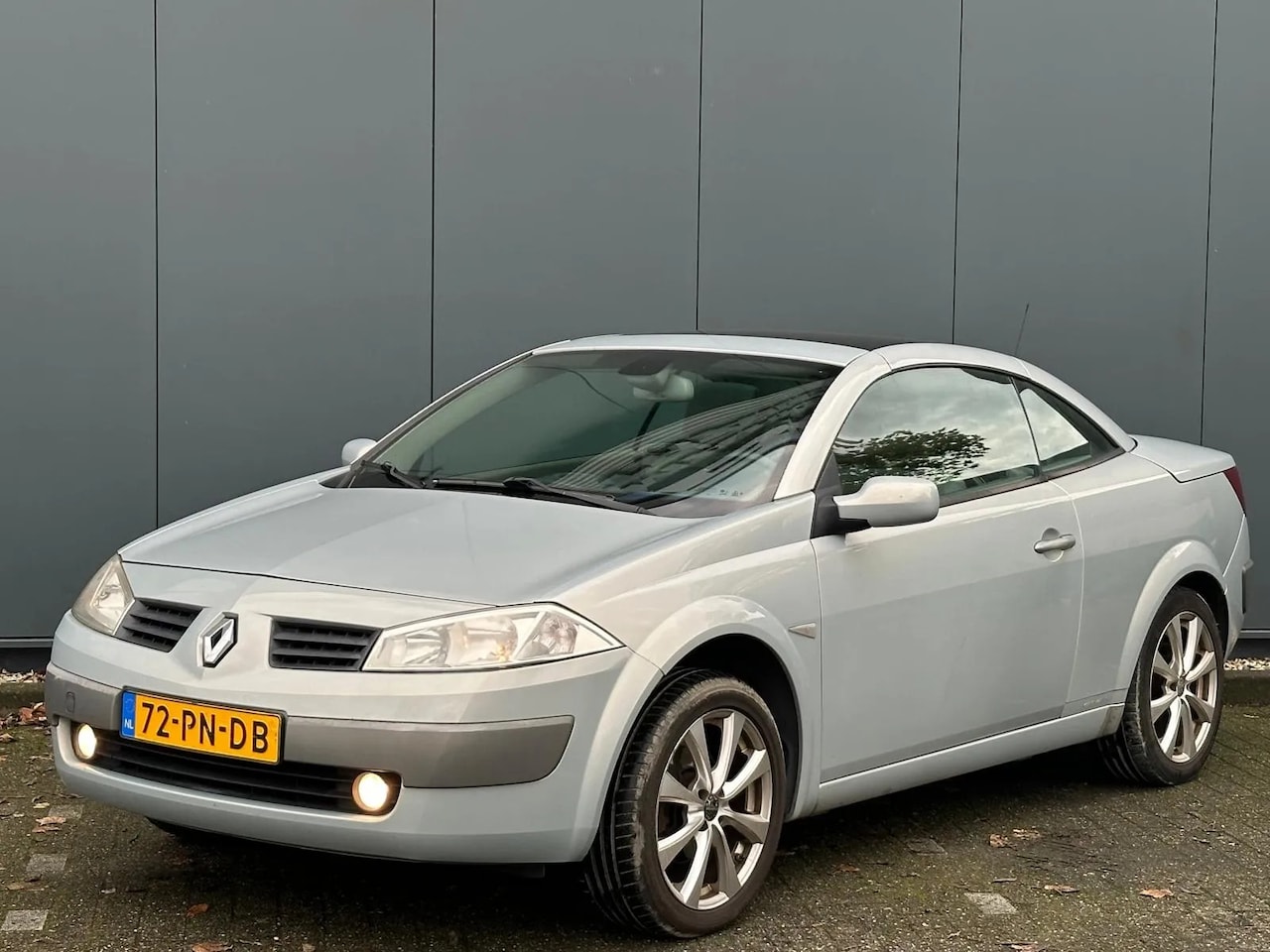 Renault Mégane coupé cabriolet - 2.0-16V Privilège Luxe 2.0-16V Privilège Luxe - AutoWereld.nl