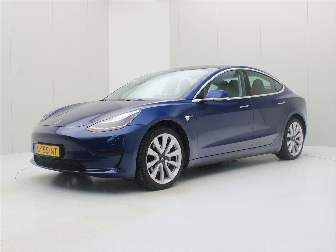 Tesla Model 3 - Standard RWD Plus [ AUTOPILOT+19" LMV+60 kWh+PREMIUM AUDIO ] - AutoWereld.nl