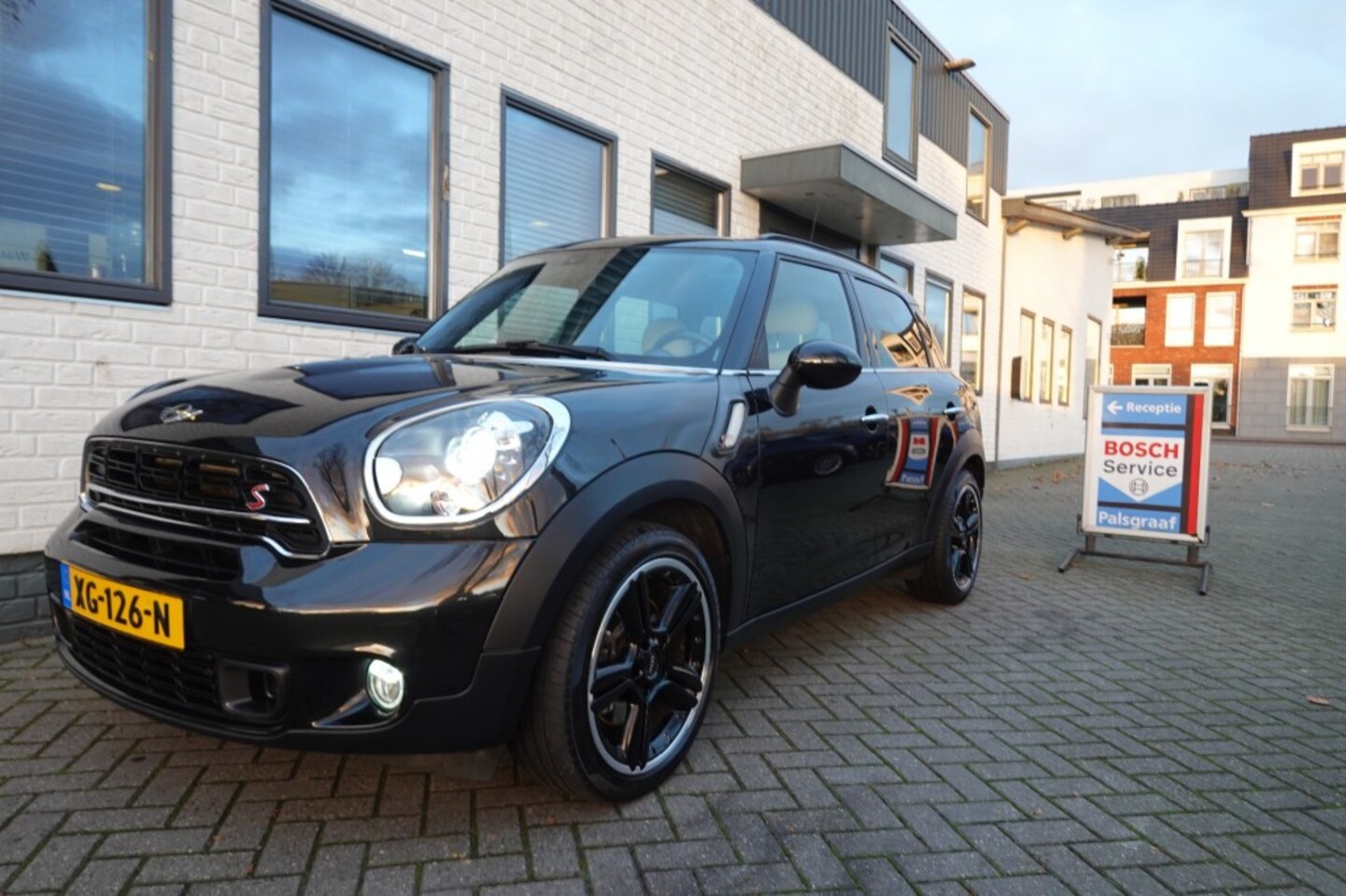 MINI Countryman - 1.6 COOPER S CHILI Automaat  Panorama  Voll Leder - AutoWereld.nl