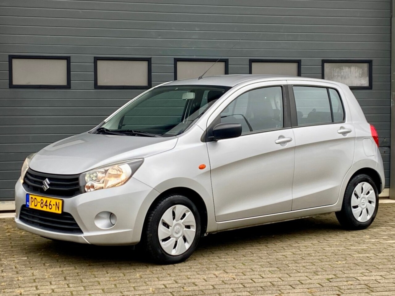 Suzuki Celerio - 1.0 Comfort 5-Drs Airco APK tot 06-2025! - AutoWereld.nl