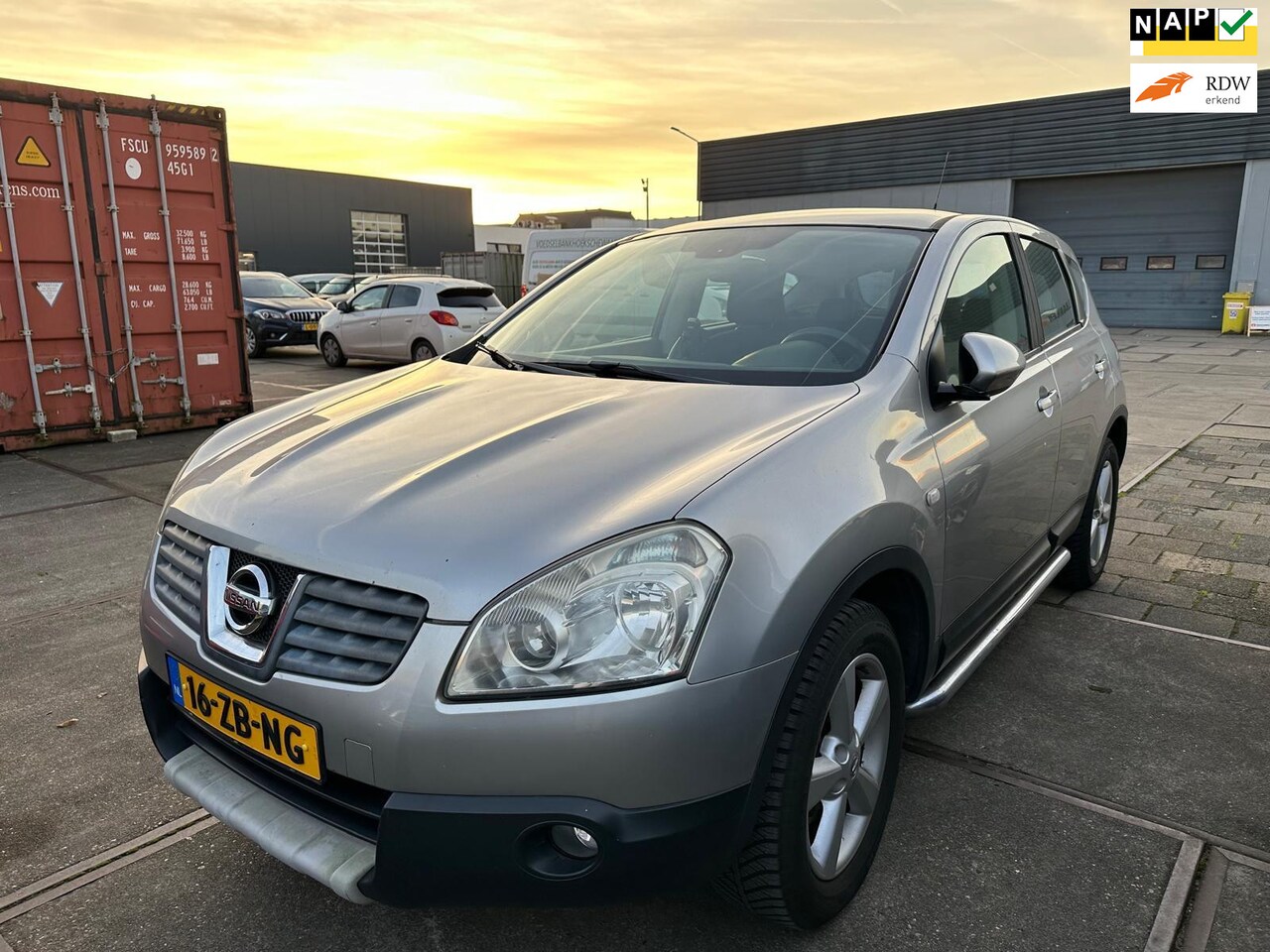 Nissan Qashqai - 2.0 Tekna Pack / 2008 pano/clima - AutoWereld.nl