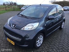 Peugeot 107 - 1.0-12V XS AIRCO aut 5drs lm velgen