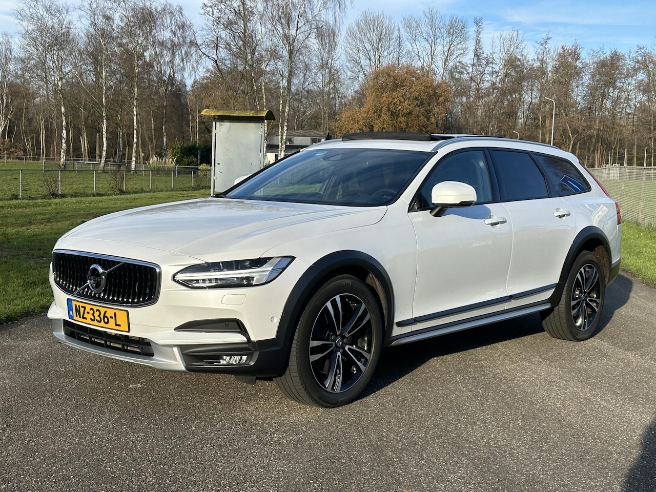 Volvo V90 Cross Country - 2.0 T6 Pro Full option! - AutoWereld.nl