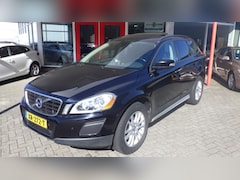 Volvo XC60 - 2.4 D5 AWD Trekhaak/Panoramadak/Youngtimer