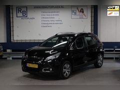 Peugeot 2008 - 1.2 VTi Active Pack Premium