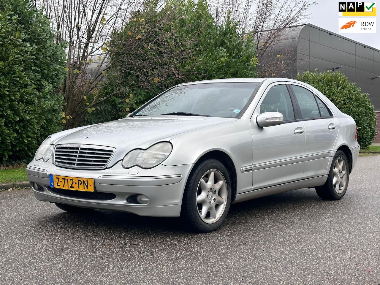 Mercedes-Benz C-klasse - 240 Elegance Automaat*Schuifdak19-08-2025 APK*Cruise*Airco*LM velgen* - AutoWereld.nl