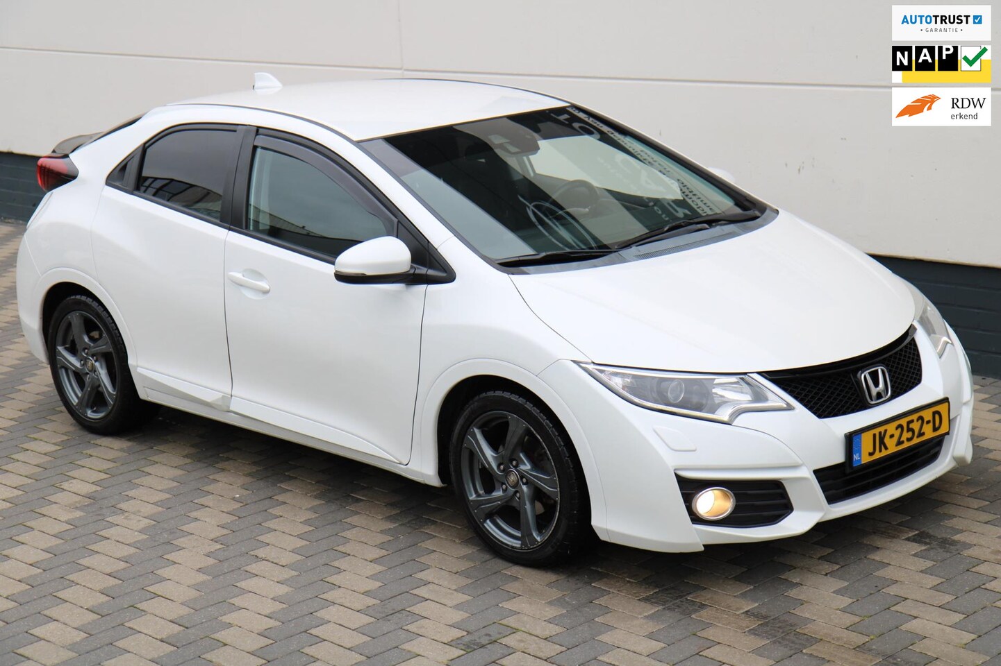 Honda Civic - 1.4 Elegance Navi Camera Dealer Ond. NAP Luxe !! - AutoWereld.nl