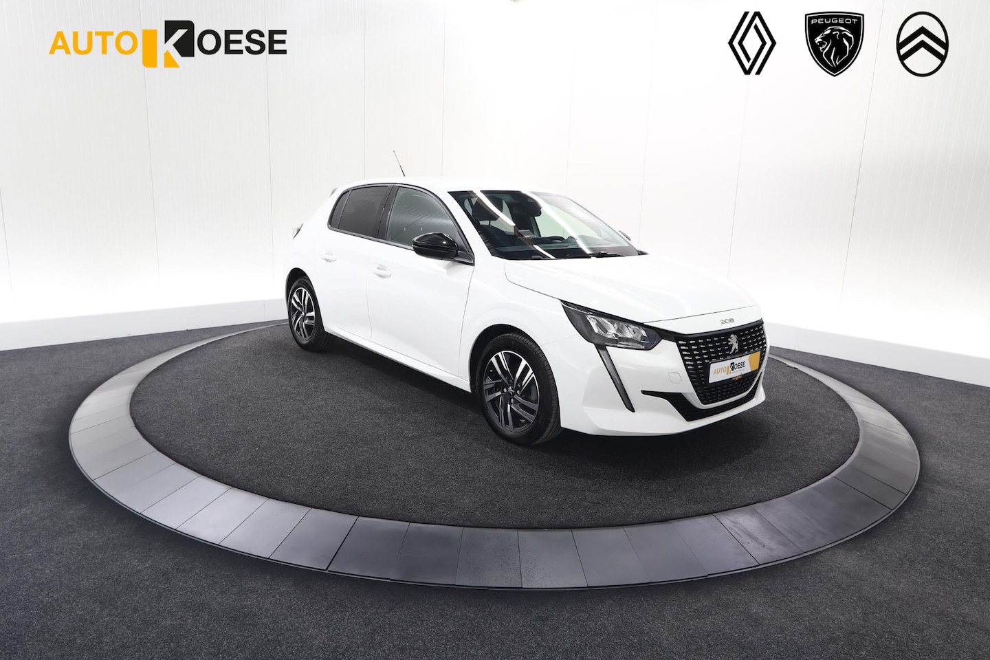 Peugeot 208 - PureTech 100 Allure Pack | Camera | Stoelverwarming | Apple Carplay | Parkeersensoren - AutoWereld.nl