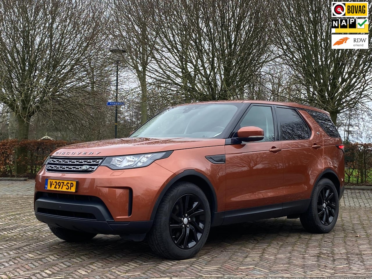 Land Rover Discovery - 2.0 Sd4 SE Grijs Kent. | Luchtvering | Camera 360 | CarPlay | 241PK/430Nm | Nwe motor bij - AutoWereld.nl