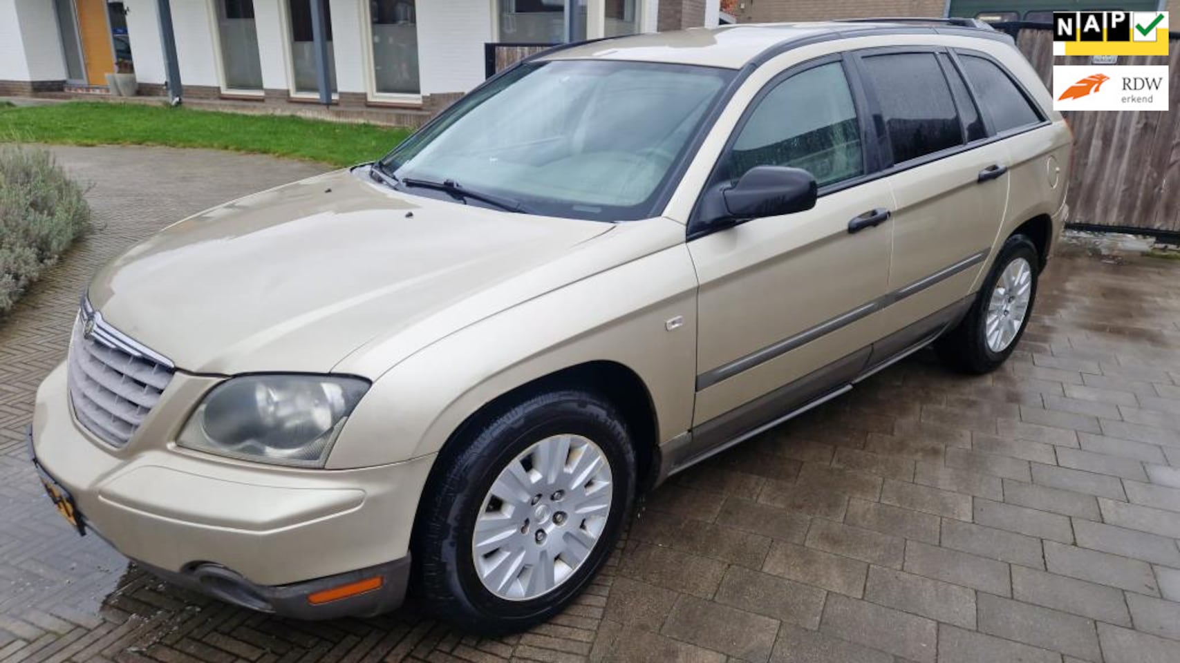 Chrysler Pacifica - 3.5 V6 LPG - AutoWereld.nl