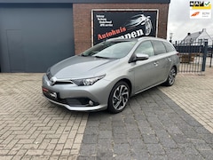 Toyota Auris Touring Sports - 1.8 Hybrid Executive