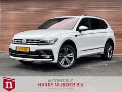 Volkswagen Tiguan Allspace - 1.5 TSI R-Line 7p. Panoramadak / Trekhaak / Navigatie