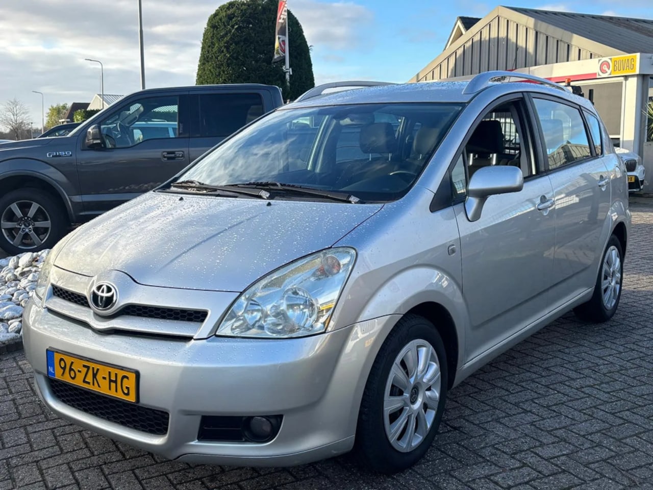 Toyota Corolla Verso - 1.8 Benzine Automaat Youngtimer 7-Persoons - AutoWereld.nl