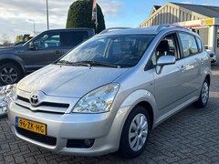 Toyota Corolla Verso - 1.8 Benzine Automaat Youngtimer 7-Persoons