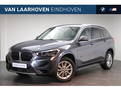 BMW X1 - sDrive20i High Executive Automaat / Achteruitrijcamera / Stoelverwarming / LED / Cruise Co